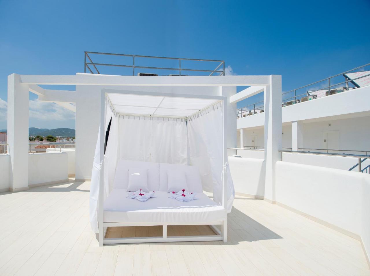My Way Luxury Ibiza Studio - Ab Group Playa d'en Bossa Εξωτερικό φωτογραφία