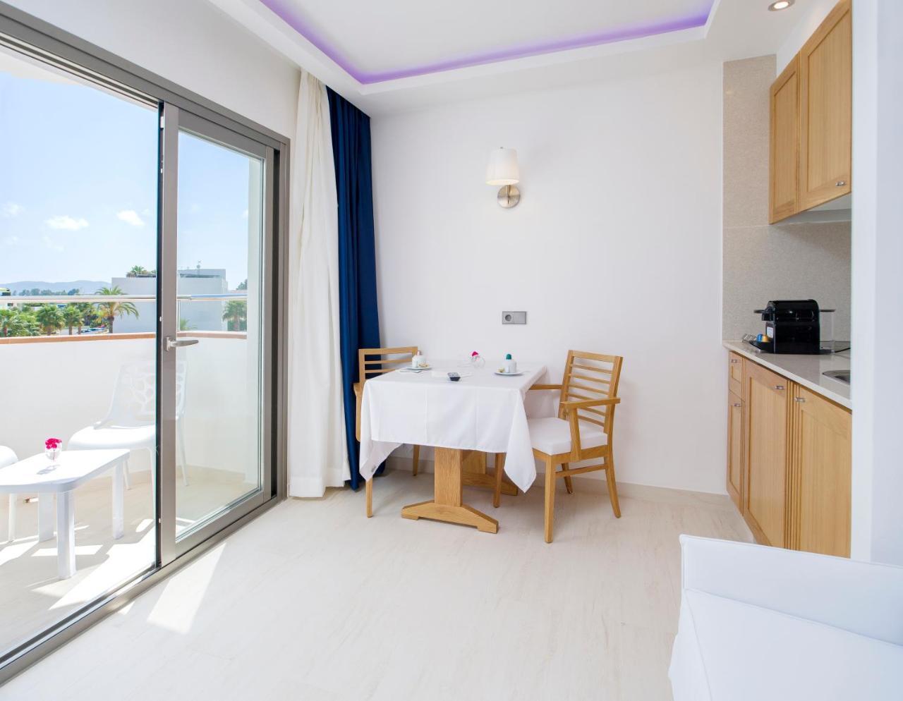 My Way Luxury Ibiza Studio - Ab Group Playa d'en Bossa Εξωτερικό φωτογραφία