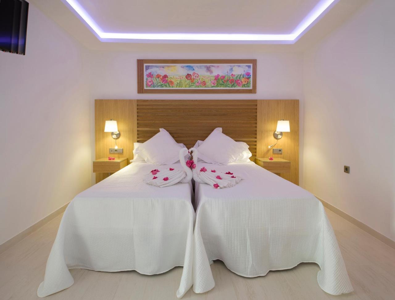 My Way Luxury Ibiza Studio - Ab Group Playa d'en Bossa Εξωτερικό φωτογραφία