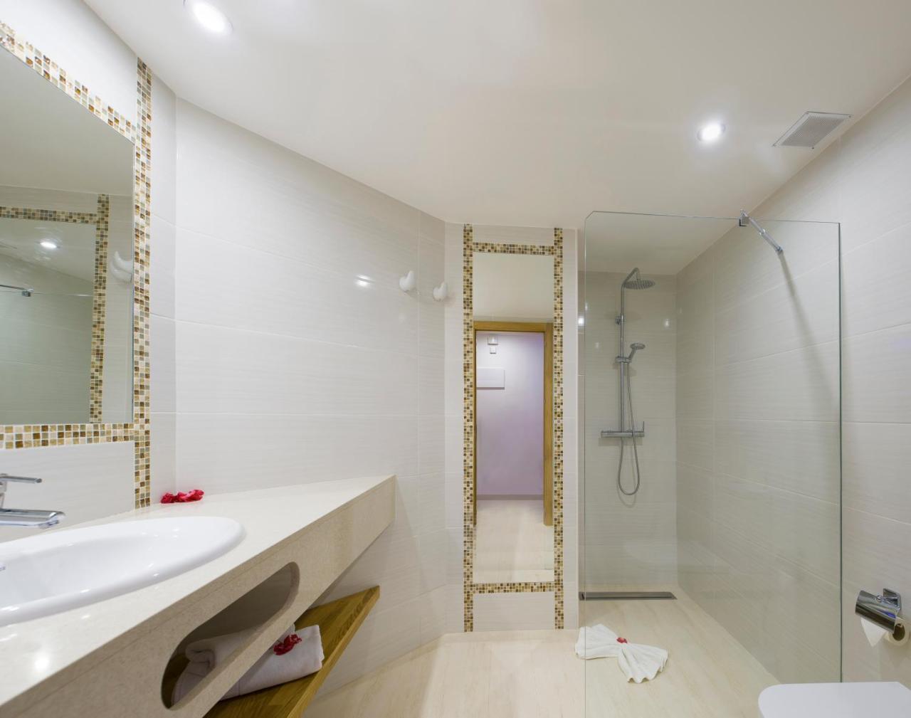 My Way Luxury Ibiza Studio - Ab Group Playa d'en Bossa Εξωτερικό φωτογραφία