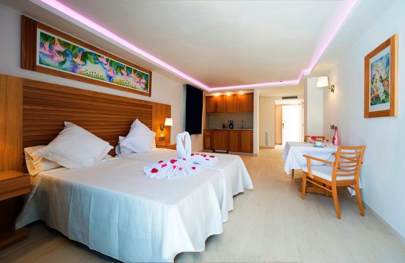 My Way Luxury Ibiza Studio - Ab Group Playa d'en Bossa Εξωτερικό φωτογραφία